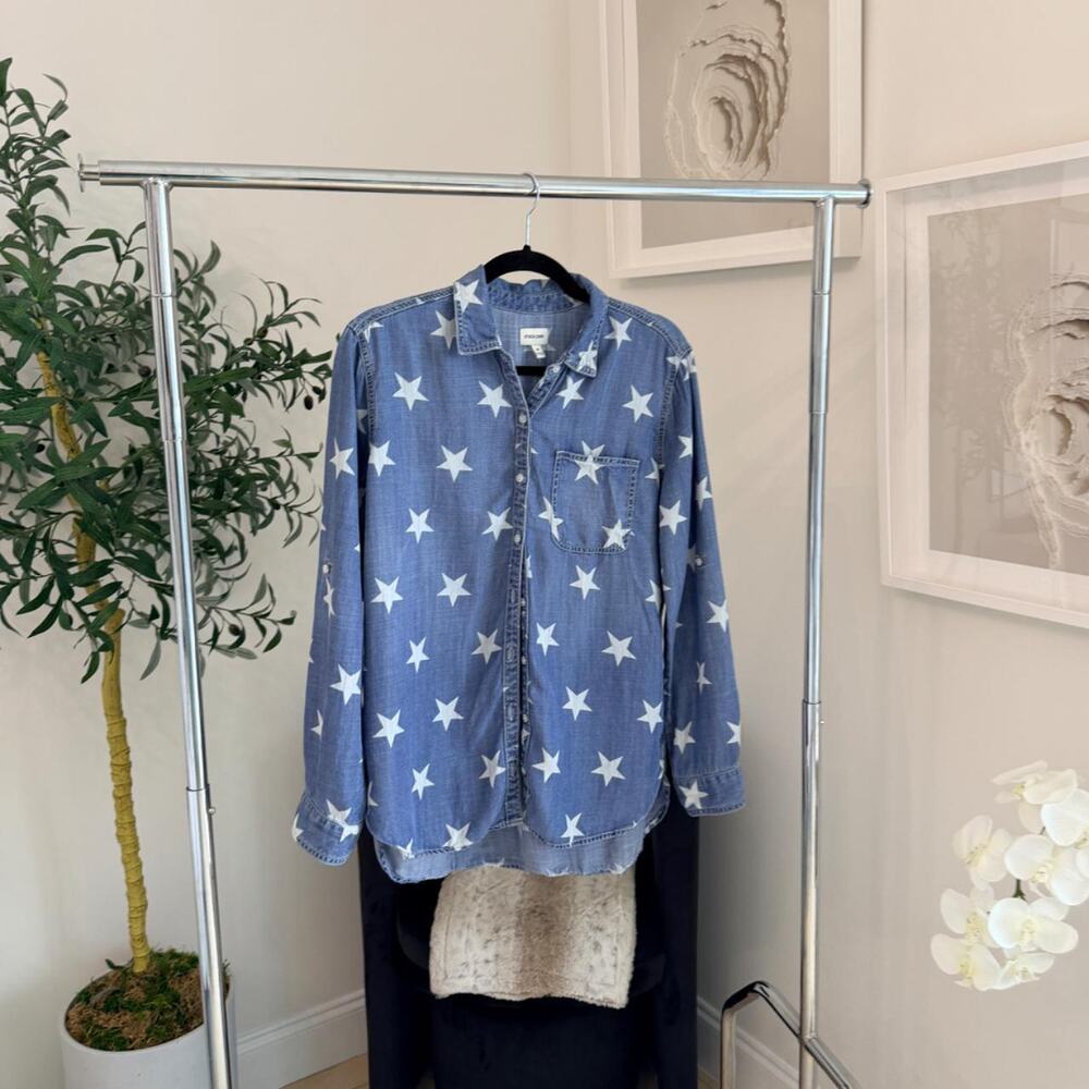Lightweight chambray style denim button up